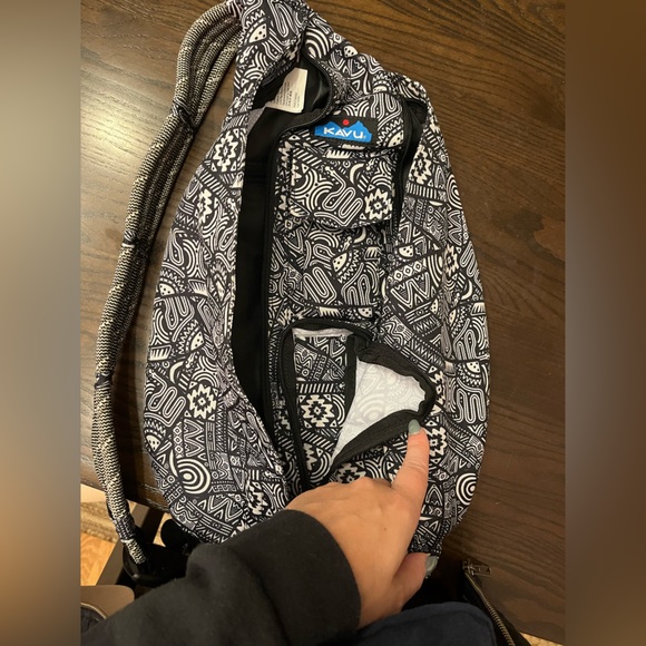 *EUC* Kavu Rope Bag Crossbody - Picture 2 of 5